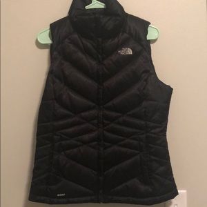 Women’s Puffy North Face Vest